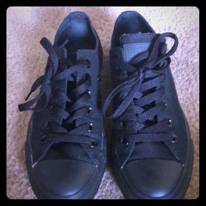 All black low top converse sneakers